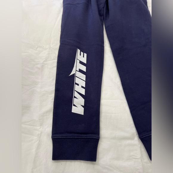 Off-White - Picture 5 of 16